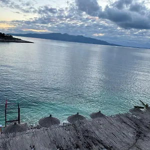 Hotel Xhefri 2, Sarande